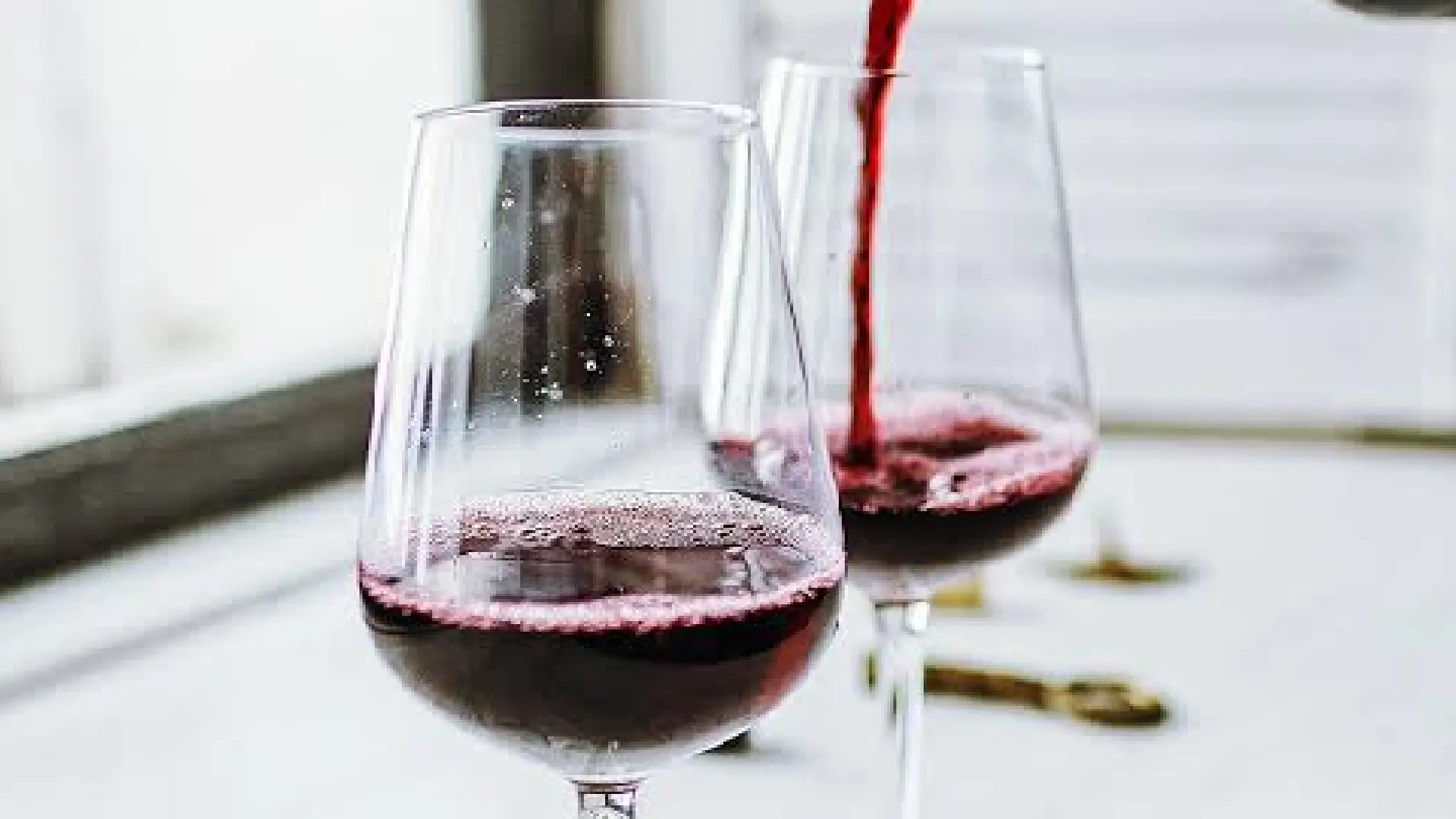 Temperatura ideal del vino tinto: servicio y conservación
